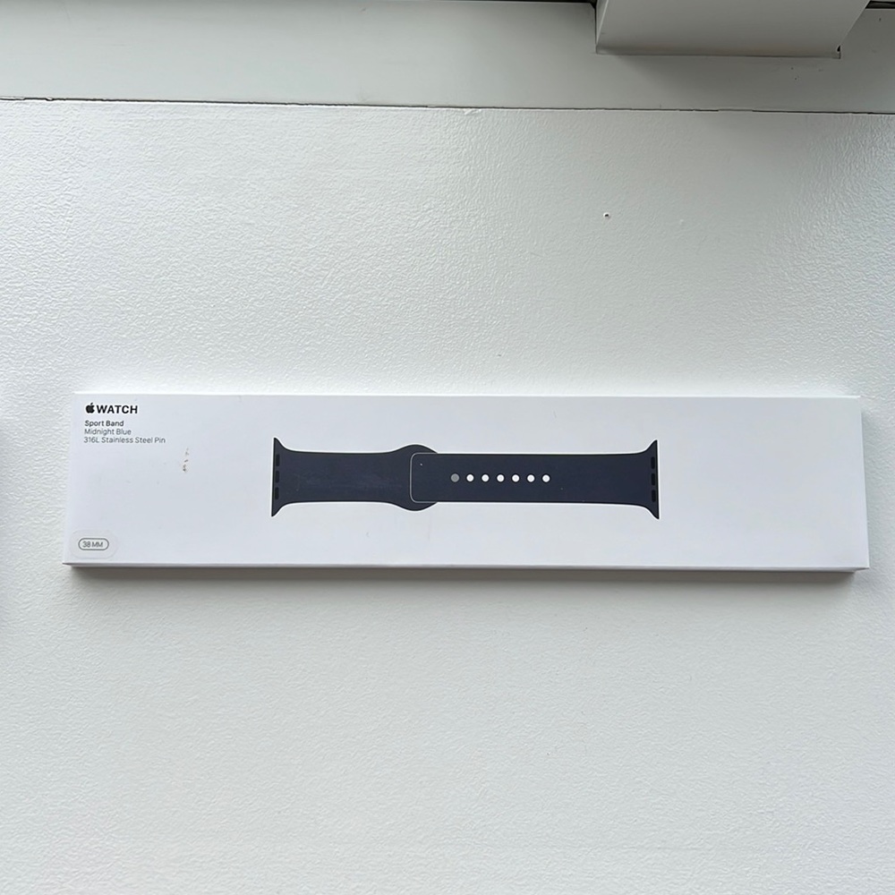 Apple Watch Sports Band 38mm in Midnight Blue NWT